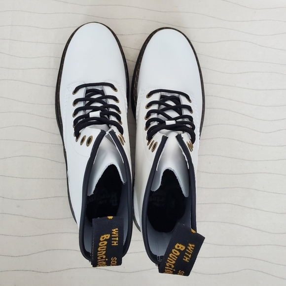 NEW Dr Martens Womens Zavala T Lamper Combat Boots Leather White Size 10 - Picture 6 of 10